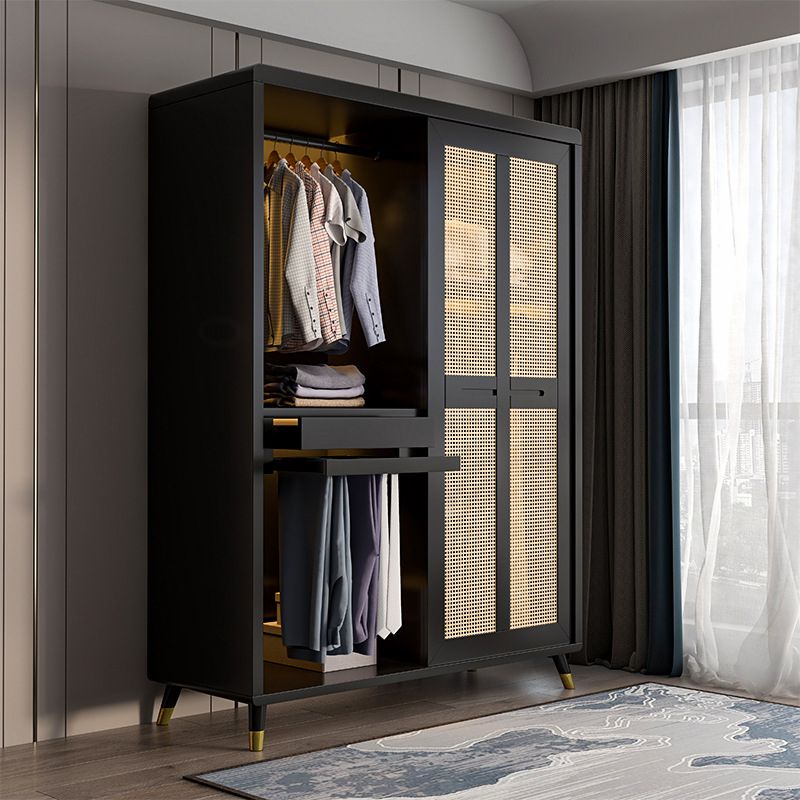 Armoire de garde-robe en caoutchouc armoire de garde-robe contemporaine avec étagères