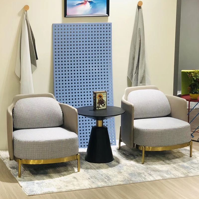 Contemporary Solid Wood Pedestal Round Living Room Side End Table Clearhalo 'Coffee & Accent Tables' 'End & Side Tables' 'end_side_tables' 'furn' 'furn_end_side_tables' 'Furniture' 'Living Room Furniture' 1200x1200_7f2375a8-c0a5-4480-b505-72733f17b454