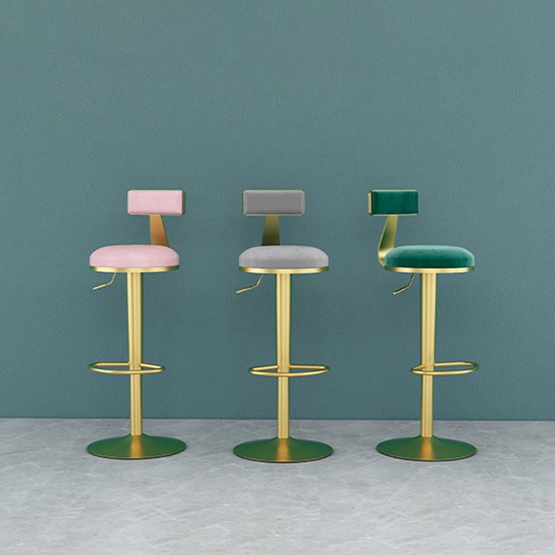 Sgabello da bar per bar con bancono di sgabelli rotanti glam con cuscino e pedale