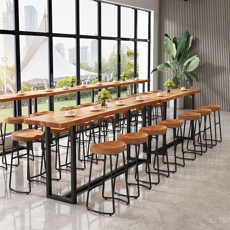 Industrielles rechteckiges Kneipentisch-Set, 1/4/7-teilig, Tresentisch aus Holz mit rückenfreien Hockern