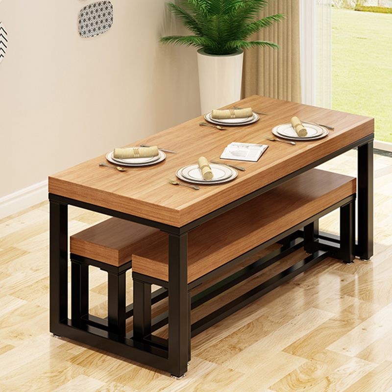 長方形パイン無垢材テーブル工業用ブラックベースダイニングテーブル