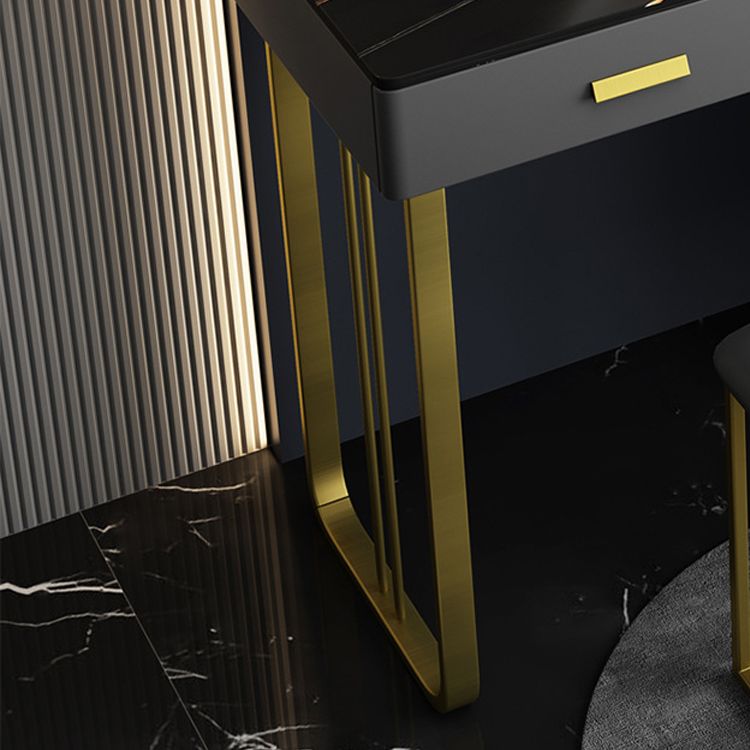 Luxuriöser Stein-Top-Make-up-Waschtischhocker Set 51.18 "H 5-Drawer-Kommode