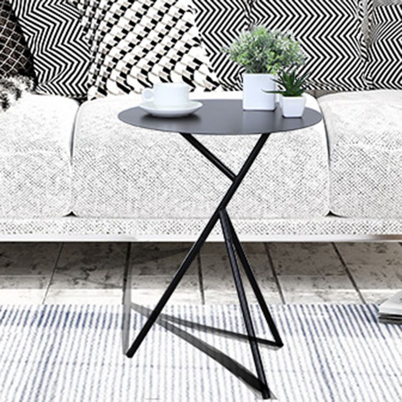 Modern Simple Iron Round Side Table Dia 17.7" 3 Legs End Table