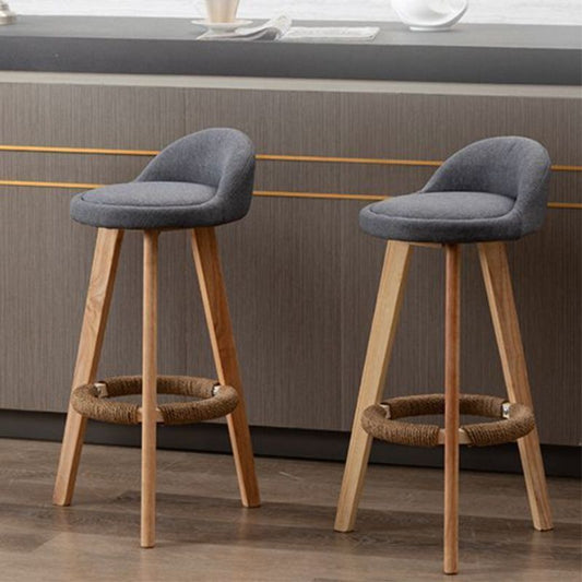 北欧のアームレスバックレストカウンタースツールラバーウッドバースツール付きペダル