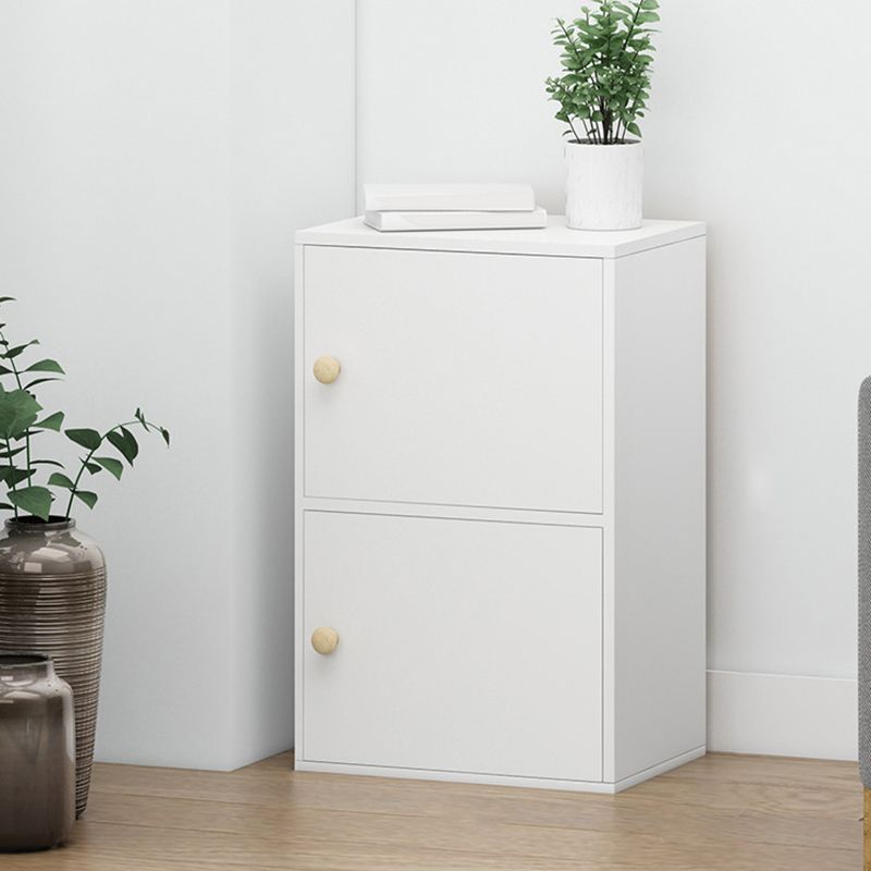 Bibliothèque arrière fermée contemporaine de 11,8 pouces de large pour la chambre à coucher