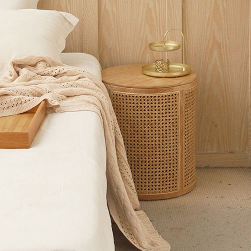 18.11" Tall Wood Round Top Side Table Drum Base End Table with Storage