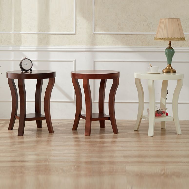 Tableau de côté traditionnel en bois rond 23,6 "Table de bout à 4 jambes de haut avec étagère