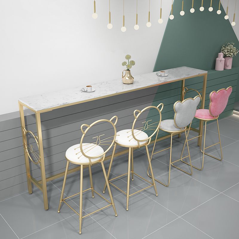 Table de pub à hauteur de barre intérieure en métal avec une base de chevalet de style glamour avec chevalet