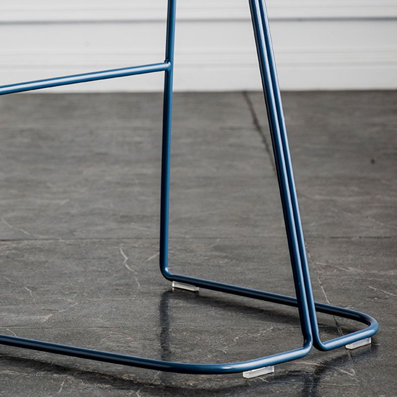 Modern Living Room Footrest Stool Matte Finish Plastic Barstool Clearhalo 'Bar Furniture' 'Bar Stools' 'bar_stools' 'furn' 'furn_bar_stools' 'Furniture' 'furniture_bar_stools' 'Kitchen & Dining Furniture' 1200x1200_80917772-aba6-4fbd-aa0a-6318b134ff27