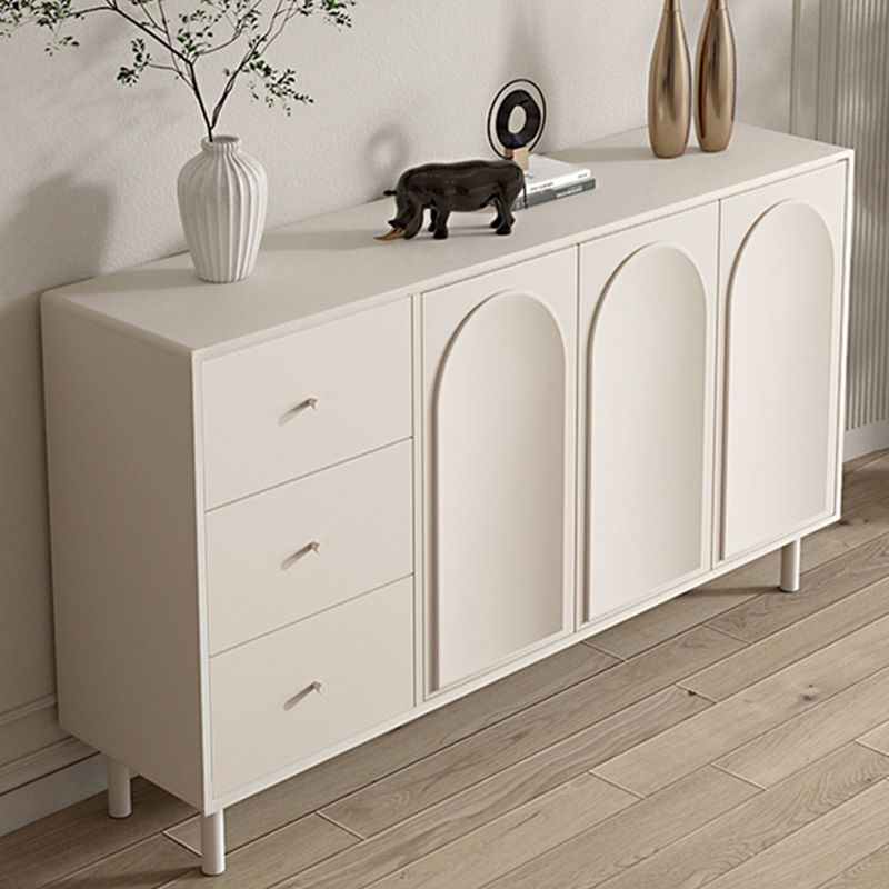 リビングルーム用のドア付きモダンなダイニングサーバーエンジニアリングウッドビュッフェサーバー