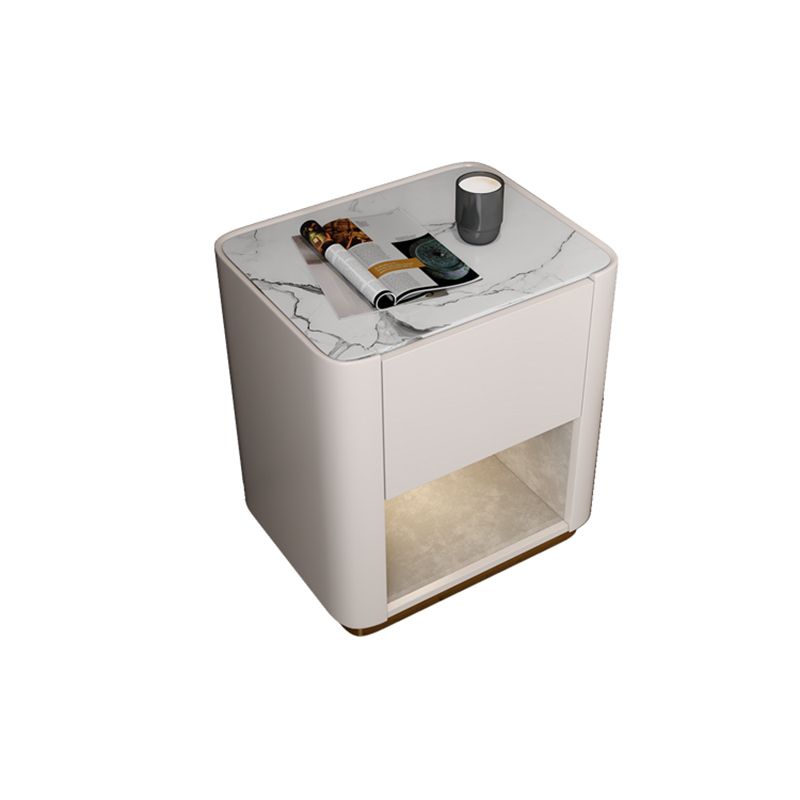 Moderna de madera maciza y cajón nocturno de pizarra.