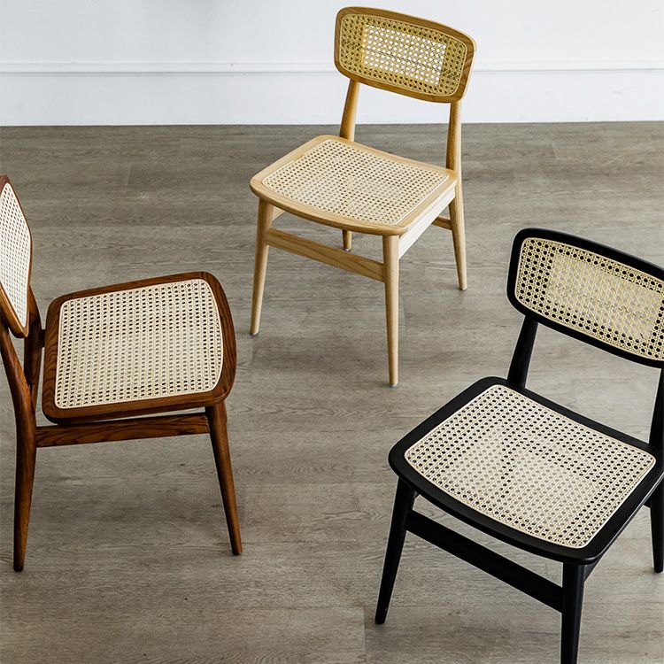 Zeitgenössischer Indoor Massivholz offener armloser Esstuhl