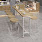 Mesa rectangular con altura de barra, patas blancas y mesa de bar con base de metal para uso en patio