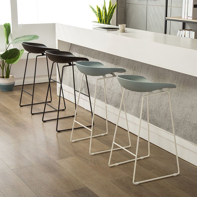 Scandinavian Style Bar-stool with Bucket Seat Counter Chair for Kitchen Bar Clearhalo 'Bar Furniture' 'Bar Stools' 'bar_stools' 'furn' 'furn_bar_stools' 'furniture_bar_stools' 'Kitchen & Dining Furniture' 'kitchen&dining_furn' 'kitchen' 'kitchen_furn' Furniture' 1200x1200_81068d5d-1695-4783-b23e-5d813b770a09