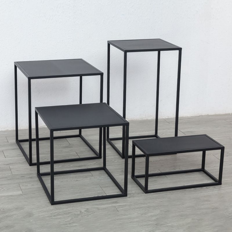 Mesa de deslizamiento de extremo de metal de mediados de siglo Mesa de esquina de sofá marco minimalista