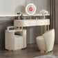 Stone en metalen ijdelheid tafel in beige make -up bureau, glanzende afwerking