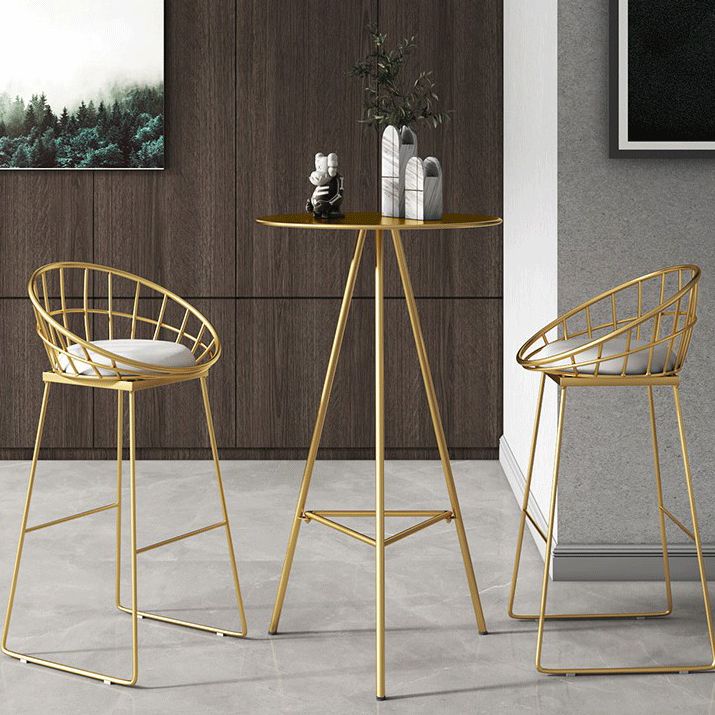 Industrial Round Indoor Bar Dining Table Iron Tripod Pedestal Bistro Table with Footrest Clearhalo 'Bar Furniture' 'Bar Tables' 'bar_tables' 'furn' 'furn_bar_tables' 'Furniture' 'furniture_bar_tables' 'Kitchen & Dining Furniture' 'kitchen&dining_furn' 'kitchen' 1200x1200_817ab7b0-ec2d-43a3-b893-11028b4dabf3