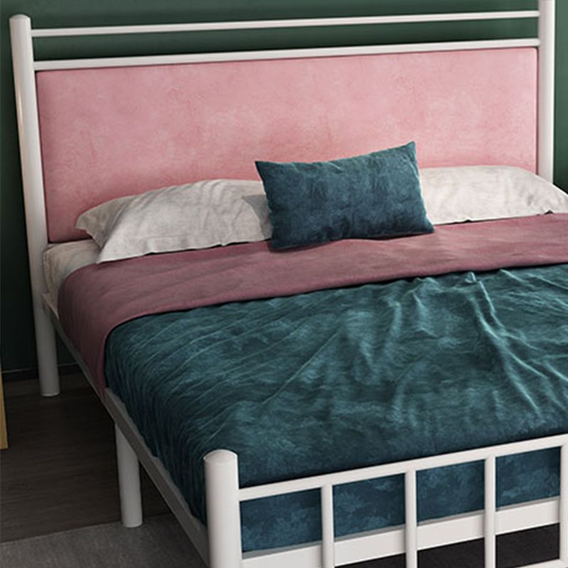 Glam -standaardbed met rechthoekig paneelhoofdeinde en metalen benen bed