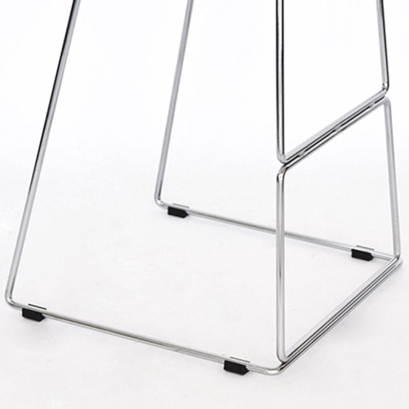 Contemporary Metal Bar Stool Indoor Bar Stool with Metal Legs and Low Back Clearhalo 'Bar Furniture' 'Bar Stools' 'bar_stools' 'furn' 'furn_bar_stools' 'furniture_bar_stools' 'Kitchen & Dining Furniture' 'kitchen&dining_furn' 'kitchen' 'kitchen_furn' Furniture' 1200x1200_81cd2e20-c47d-466e-b115-4d9119d880d5