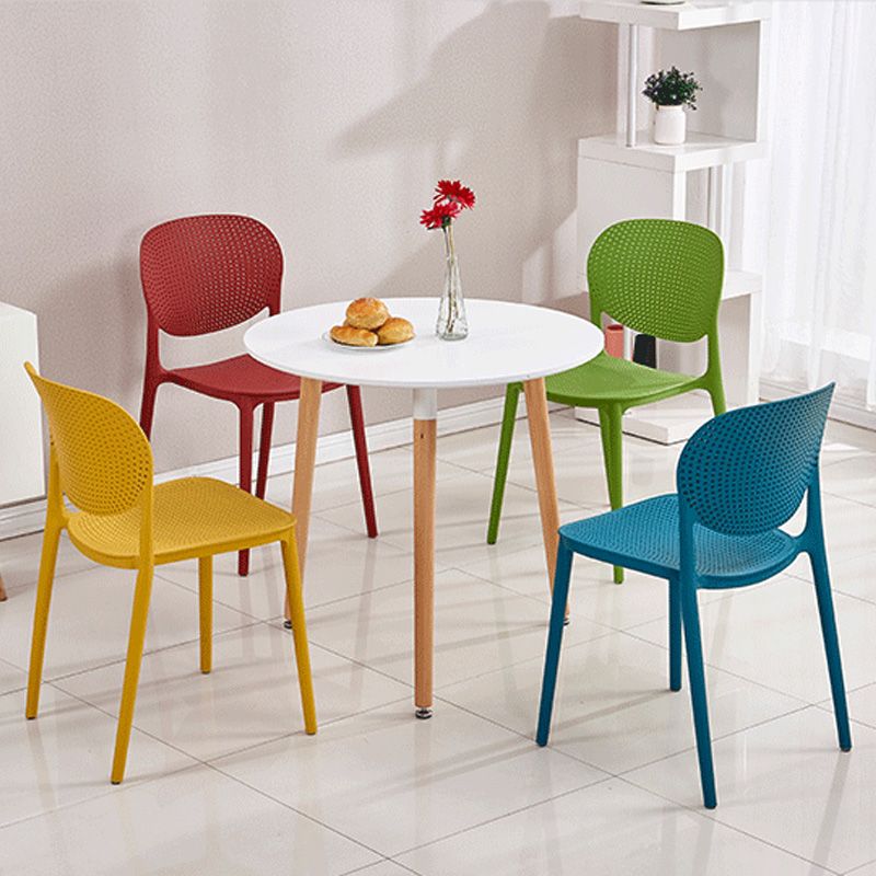 Plastic Modern Indoor-Outdoor Side Chair Home Open Back Dining Side Chair Clearhalo ' kitchen&dining_furn' 'Dining Chairs' 'Dining Tables & Seating' 'dining_chair' 'furn' 'furn_dining_chair' 'Furniture' 'furniture_dining_chair' 'Kitchen & Dining Furniture' 'kitchen' 1200x1200_81e68c77-8930-49f5-a155-cefd75f906b8