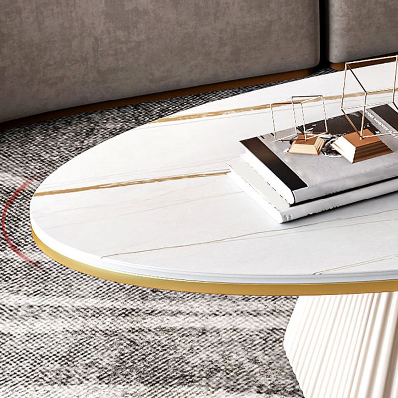 Table en ardoise ovale de style moderne avec table basse de base carrée en métal