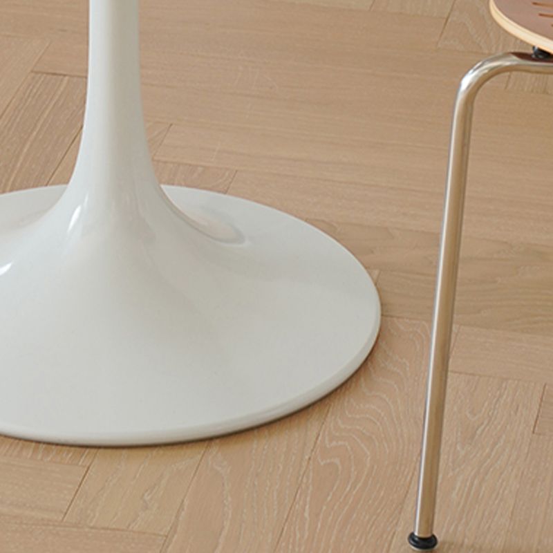 Set da pranzo contemporaneo da 1/5 pezzi con tavolo rotondo e sedie marroni opache