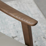 Noordse stijl massief hout faux lederen arm eetstoel in bruin voor thuis