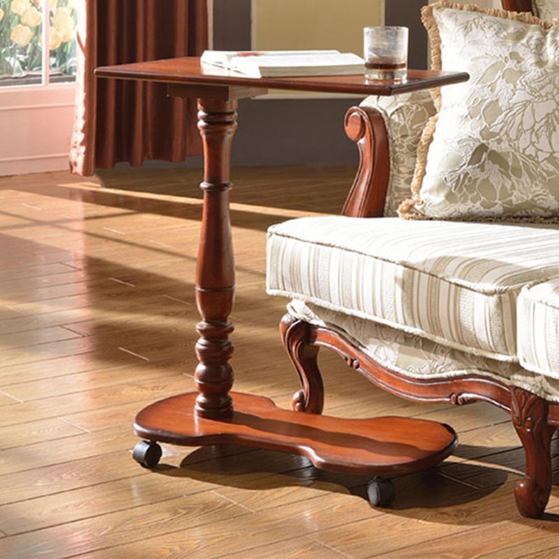 Brauner abnehmbarer Kaffee oder Endtisch im massiven französischen Land Land