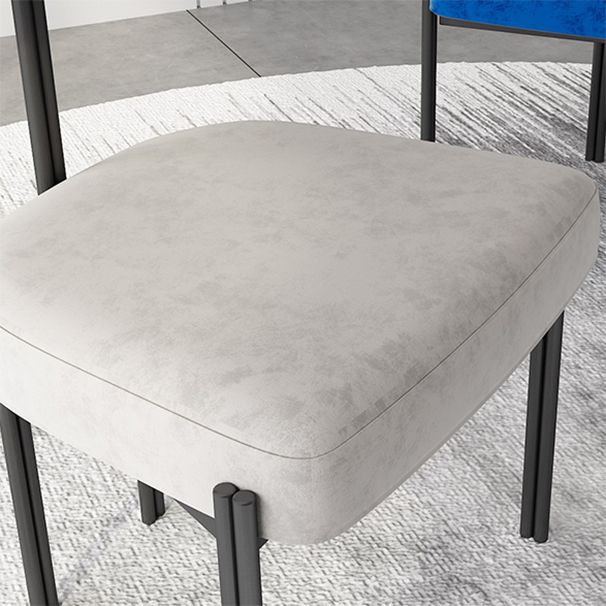 Modern Round Sintered Stone Dining Table Set 1/2/5 Pieces Dining Set for Home Use Clearhalo 'Dining Room Sets' 'Dining Tables & Seating' 'dining_room_set' 'furn' 'furn_dining_room_set' 'Furniture' 'furniture_dining_room_set' 'Kitchen & Dining Furniture' 1200x1200_82e4408e-f626-4064-98e6-e9cd069ee6a1