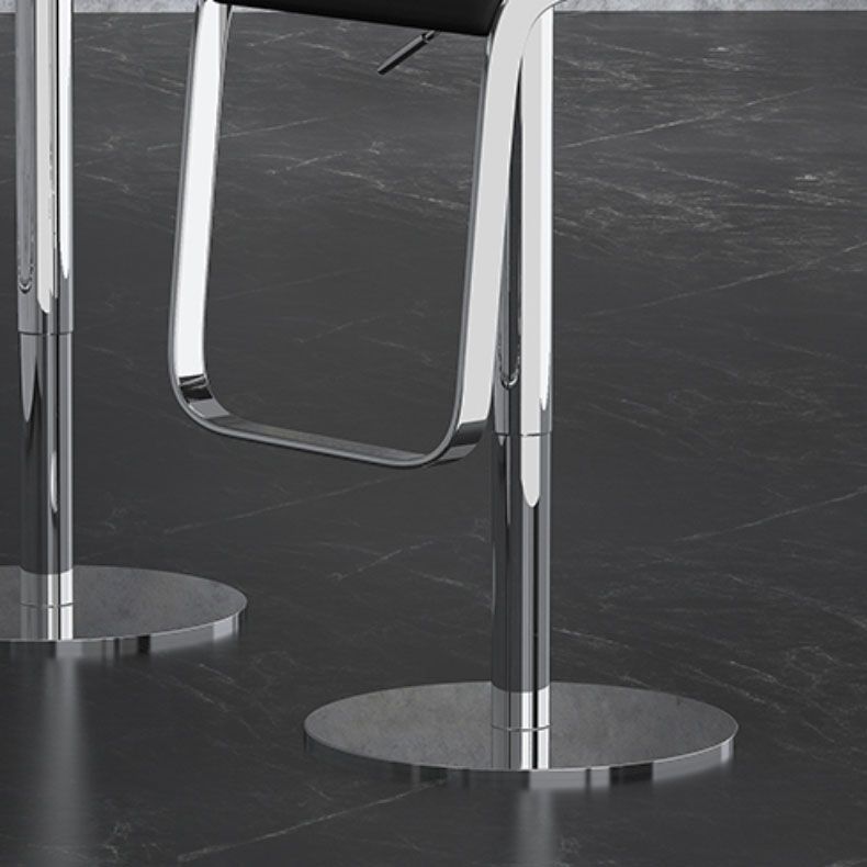 フェイクレザーバースツール調整可能な高さのスイベルバースツールとフットレスト