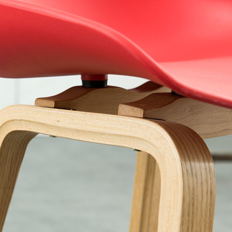 Scandinavian Bucket Armless Stool Plastic Bar Stool with Wood Legs Clearhalo 'Bar Furniture' 'Bar Stools' 'bar_stools' 'furn' 'furn_bar_stools' 'Furniture' 'Kitchen & Dining Furniture' 1200x1200_830502a2-4613-44d1-97db-00820ac8d4ec