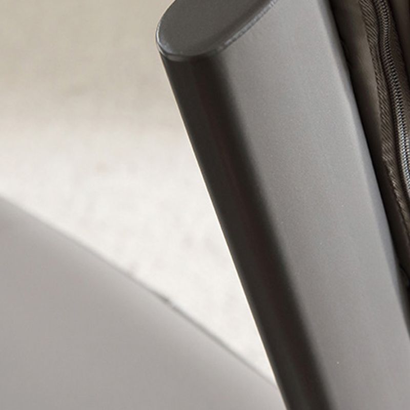 工業用サイドチェアメタルオープンバックダイニングルームのダイニングルームの椅子