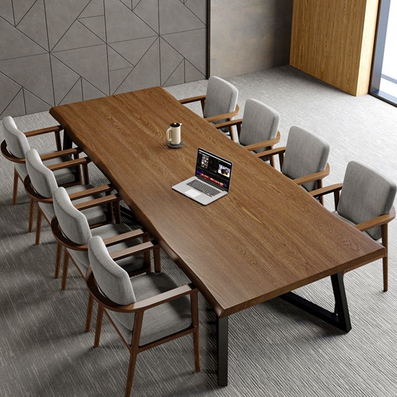 Bureau de bureau en bois massif contemporain 29,53 "Tableau d'écriture avec des jambes en fer