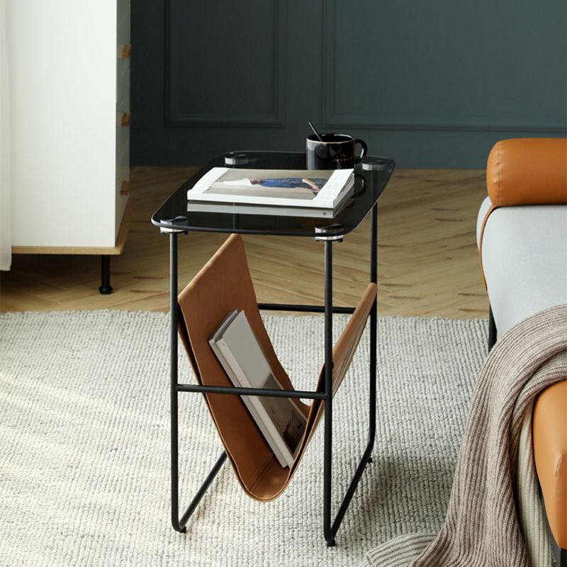 Tabella superiore in vetro rettangolare 26.38 "W x 14.96" D x 23.23 "TABELLO DI FINE H con scaffale