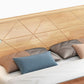 Letto scandinavo largo 84,65 pollici con testiera in legno naturale con testiera