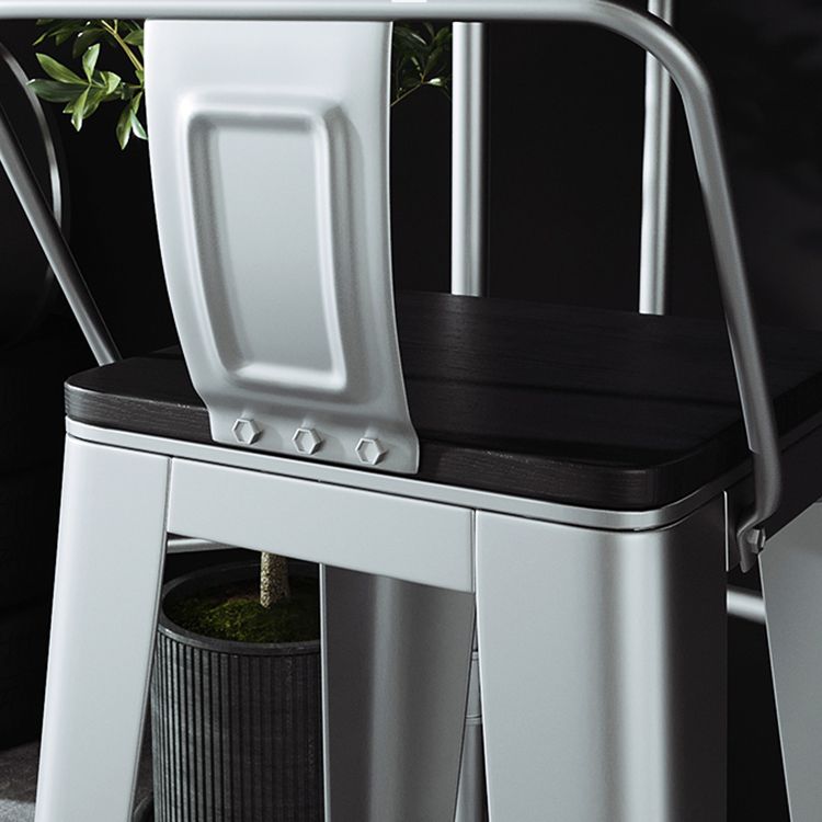Silver Iron Bar Stool Industrial Style Low Back Counter Stool with Square Seat Clearhalo 'Bar Furniture' 'Bar Stools' 'bar_stools' 'furniture_bar_stools' 'Kitchen & Dining Furniture' 'kitchen&dining_furn' 'kitchen' 'kitchen_furn' Furniture' 1200x1200_83904710-0eb2-4e62-add2-a4a457355954
