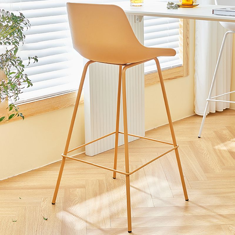Contemporary Bar-stool Plastic Counter Bar Stool with Metal Legs for Home Clearhalo 'Bar Furniture' 'Bar Stools' 'bar_stools' 'furn' 'furn_bar_stools' 'Furniture' 'furniture_bar_stools' 'Kitchen & Dining Furniture' 1200x1200_83e36c29-cea6-46f0-890d-20a9264345e6
