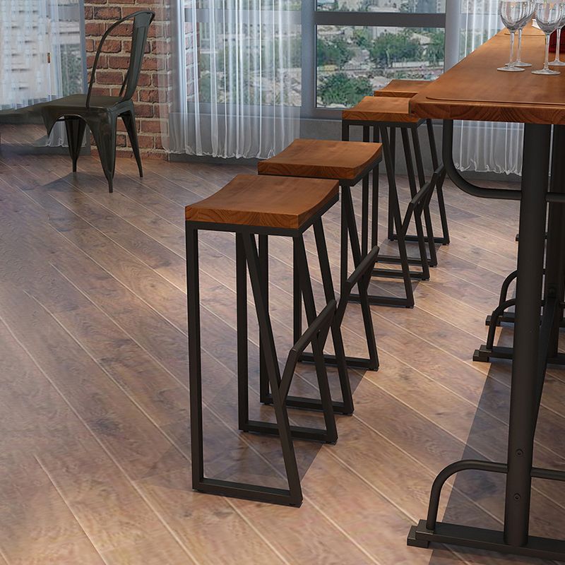 Pine Wood Bar Table Rectangle Industrial Bar Dining Table with Trestle Base in Black Clearhalo 'Bar Furniture' 'Bar Tables' 'bar_tables' 'furn' 'furn_bar_tables' 'Furniture' 'furniture_bar_tables' 'Kitchen & Dining Furniture' 1200x1200_83fb8c7b-4c6e-464a-8809-df819837c4de