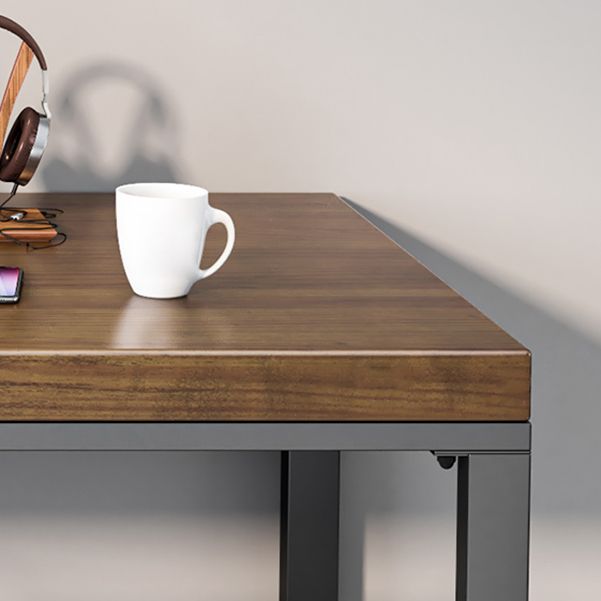 Rechthoekige massief hout schrijfde bureau industrieel met metalen benen