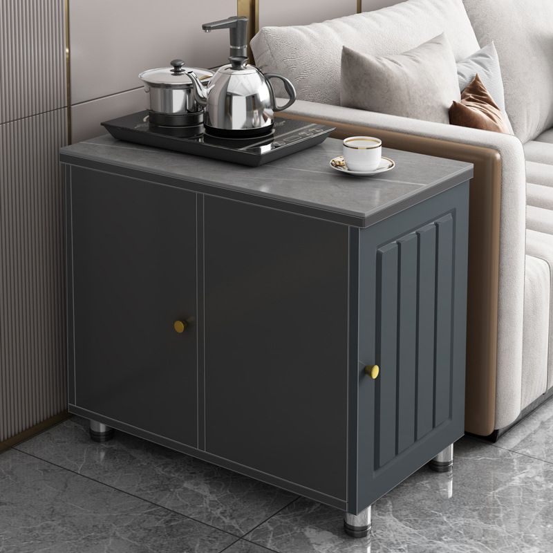 Couchtisch mit Radform /4 Bein Basis Basis -Slate -Top -Metall -Cocktailtisch