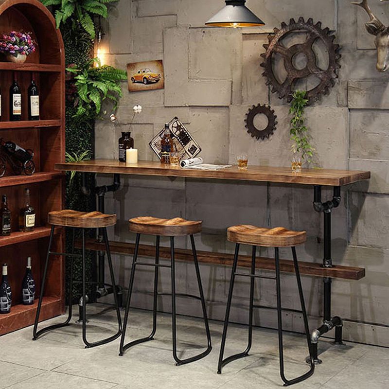 Wood Top Bar-height Table Black and Metal Legs Bar Table for Living Room Clearhalo 'Bar Furniture' 'Bar Tables' 'bar_tables' 'furn' 'furn_bar_tables' 'Furniture' 'Kitchen & Dining Furniture' 1200x1200_842ee5fe-f7e8-4f8a-bf82-0d5fcdc263df