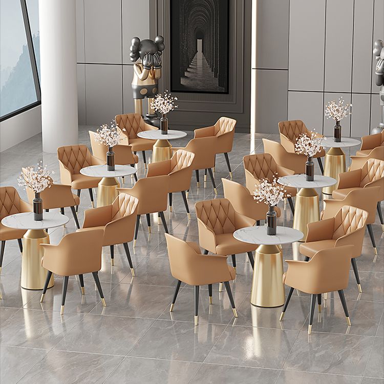 Silla de comedor de brazo de metal glam -metal silla lateral falsa para uso en el hogar