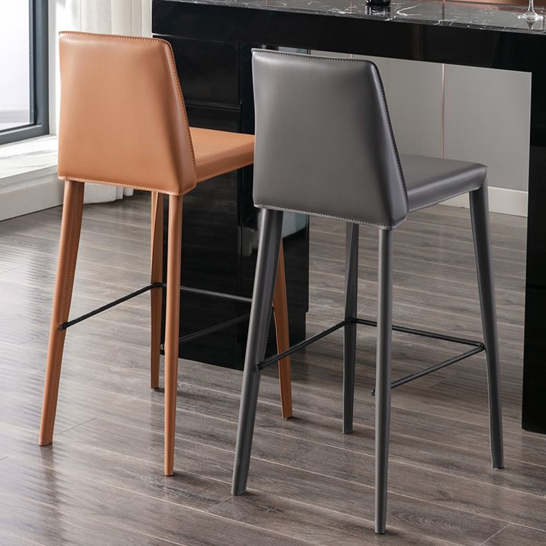 Contemporary Leather Bar Stool Low Back Counter Bar Stool with Metal Legs for Home Clearhalo 'Bar Furniture' 'Bar Stools' 'bar_stools' 'furn' 'furn_bar_stools' 'Furniture' 'Kitchen & Dining Furniture' 1200x1200_84387bbd-cb14-4d88-81a0-d1e31feaf2bd