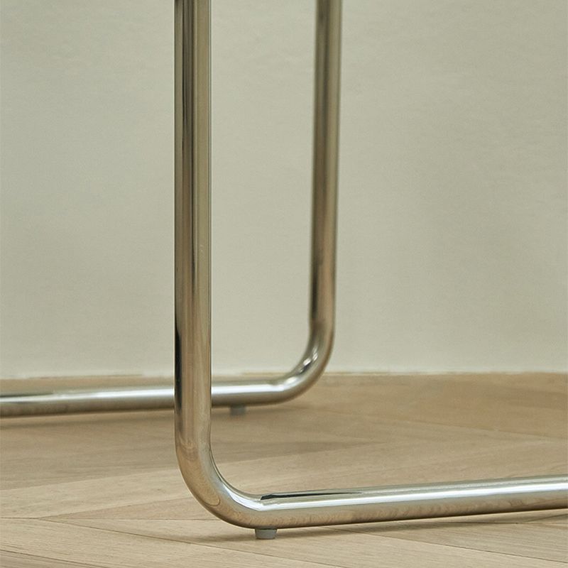 Mesa minimalista rectangular 15.7 "D Tabla final moderna de trineo de trineo de acero