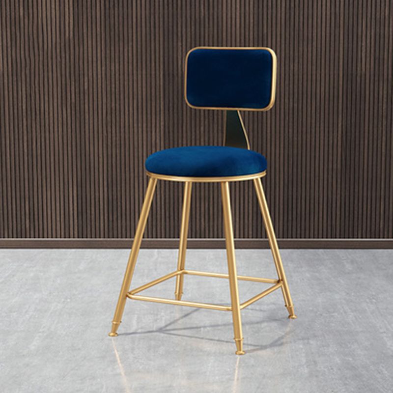 Noordse glamoureuze barkruk rond barkruk voor huis met metalen benen