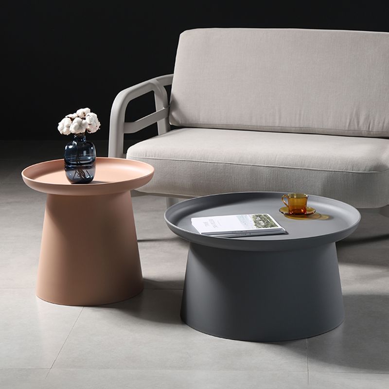 Scandinavian Round Tray Top Side End Table Plastic Pedestal End Table Clearhalo 'Coffee & Accent Tables' 'End & Side Tables' 'end_side_tables' 'furn' 'furn_end_side_tables' 'Furniture' 'Living Room Furniture' 1200x1200_84864b6c-4202-4fbc-9764-52a5e05cefef