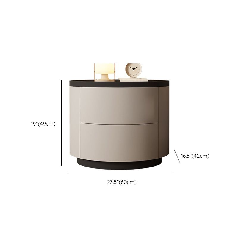 モダンなベッドナイトスタンドフェイクウッドアクセントテーブル寝室のナイトスタンド