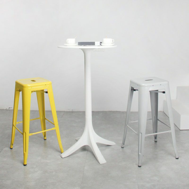 Tabouret de bar industriel carré industriel en métal tabouret intérieur pour Bristol