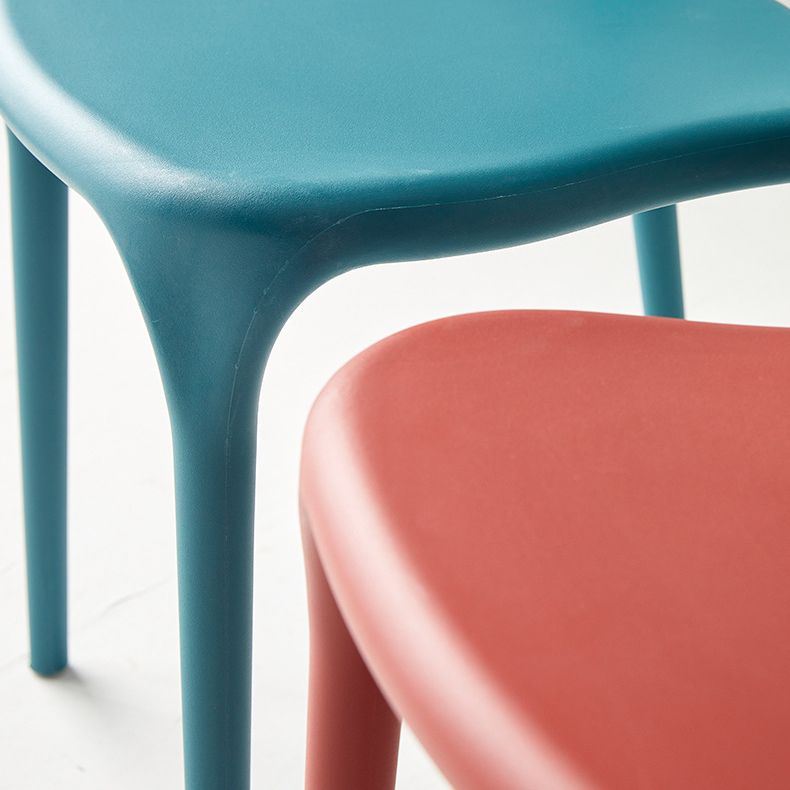 Plastic Modern Kitchen Side Chair 20'' Wide Matte Finish Arm Chair with 4 Legs Clearhalo ' kitchen&dining_furn' 'Dining Chairs' 'Dining Tables & Seating' 'dining_chair' 'Furniture' 'furniture_dining_chair' 'Kitchen & Dining Furniture' 'kitchen' 1200x1200_84e326dc-da58-4297-8848-f3df2d94056b