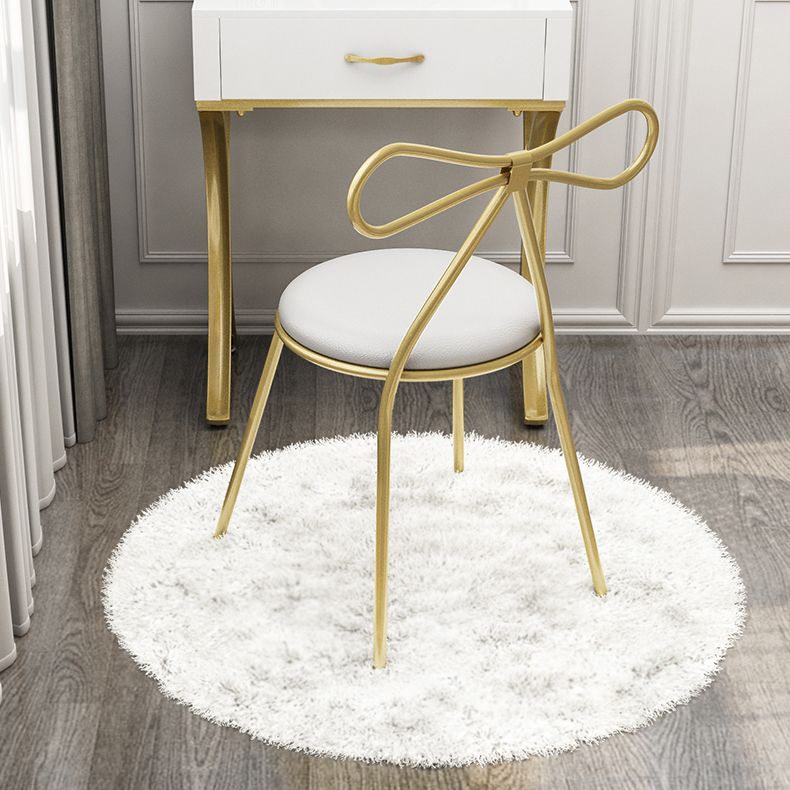 Faux lederen zijstoel Noordse ontwerp Open rug Dining zijstoel